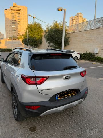 מודעת רכב קיה סטוניק