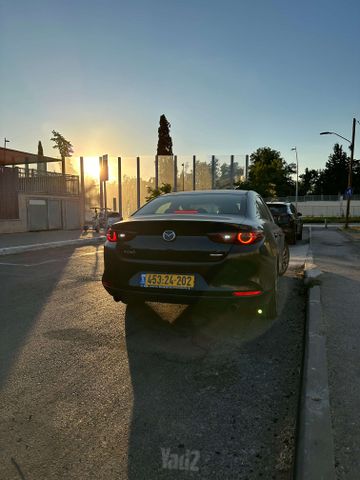 מאזדה 3