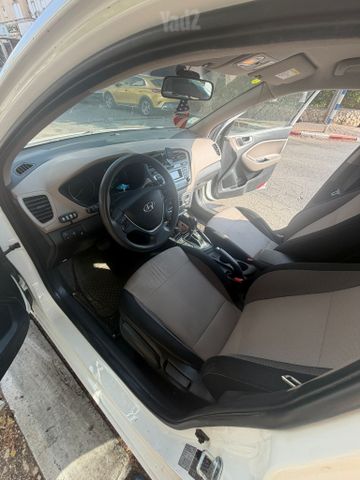 יונדאי i20