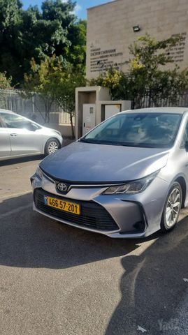 מודעת רכב טויוטה קורולה