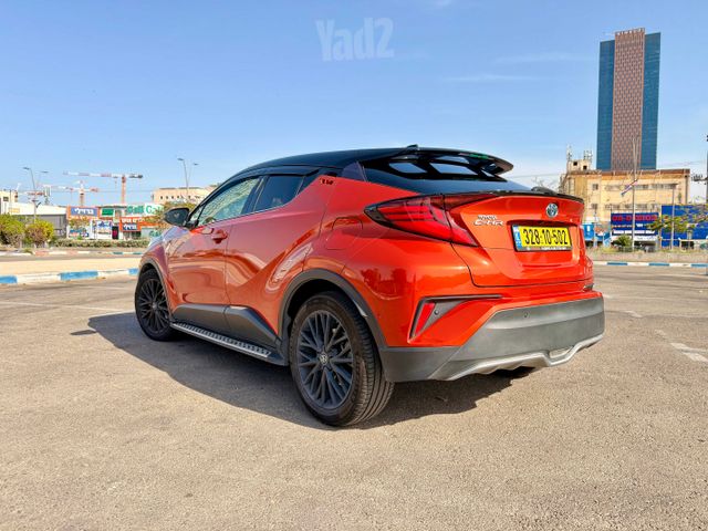טויוטה C-HR