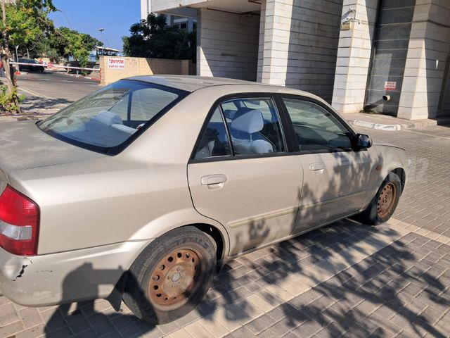 מאזדה 323