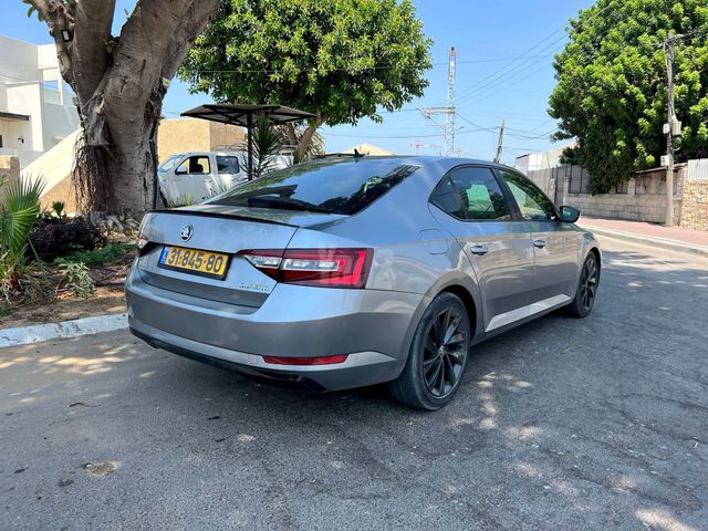 סקודה סופרב