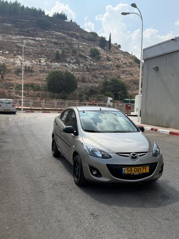 מאזדה 2