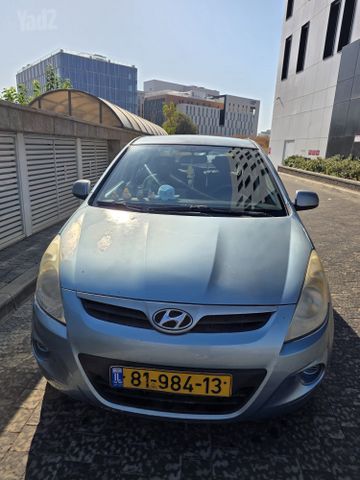 יונדאי i20