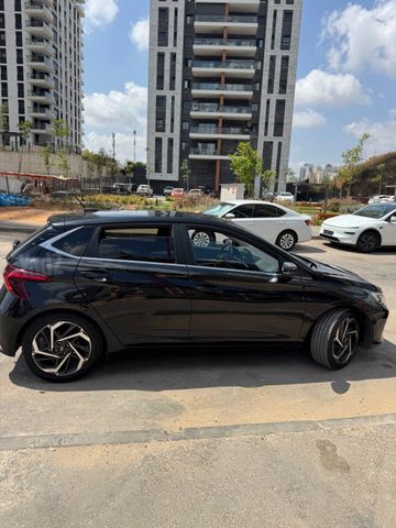 יונדאי i20