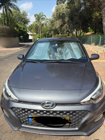 יונדאי i20