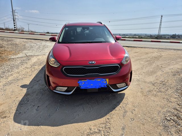 קיה נירו