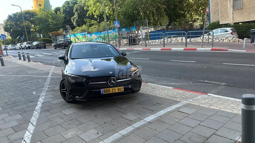 מודעת רכב מרצדס-בנץ CLA