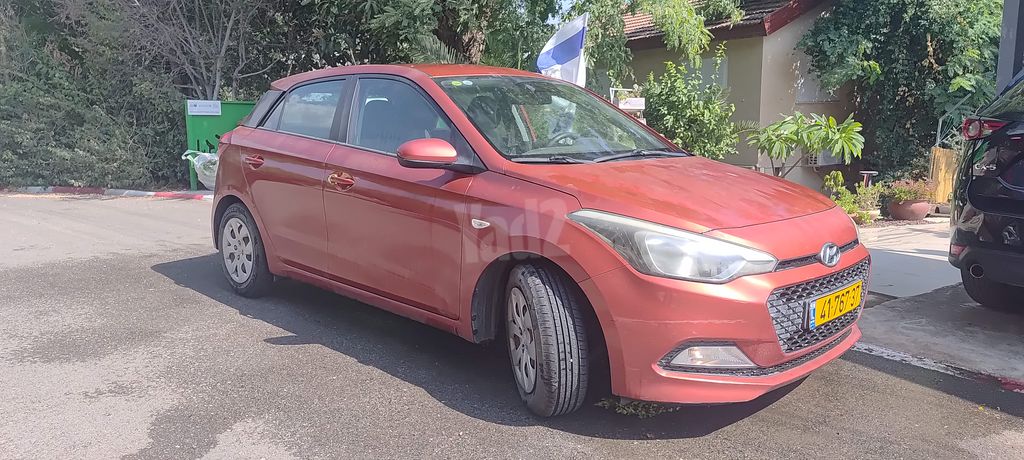 יונדאי i20