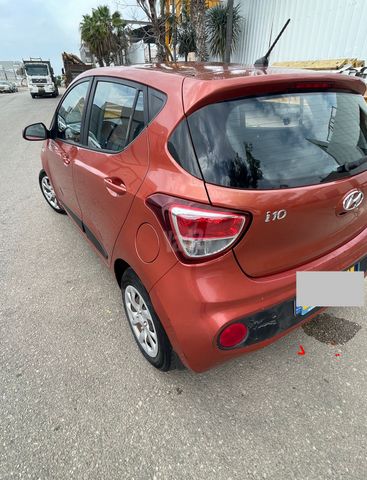 יונדאי i10