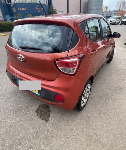 יונדאי i10