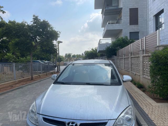 יונדאי i30