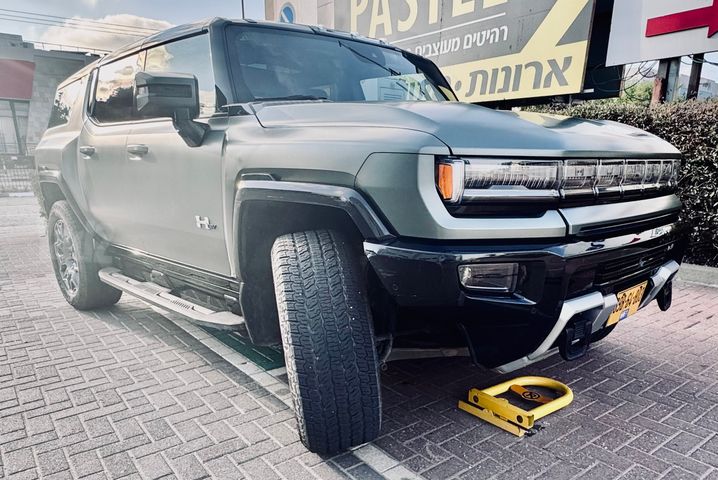 ג'י.אם.סי האמר EV
