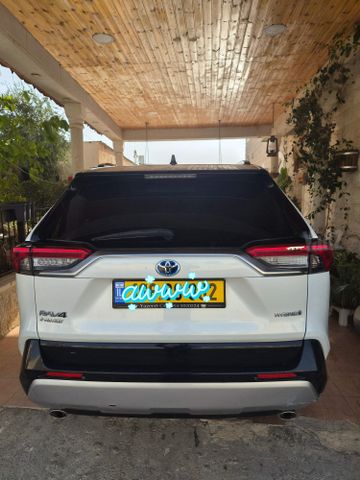טויוטה RAV4