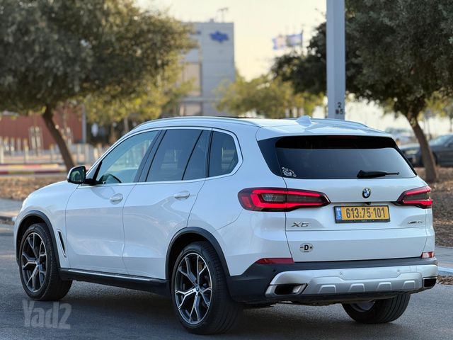 ב מ וו X5