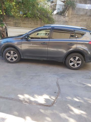 טויוטה RAV4