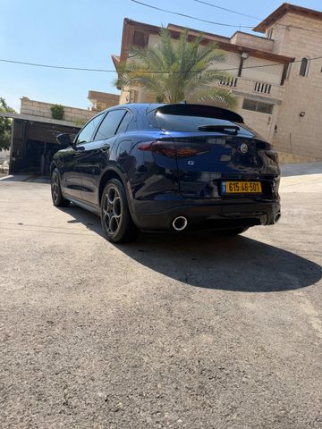 אלפא רומיאו סטלביו