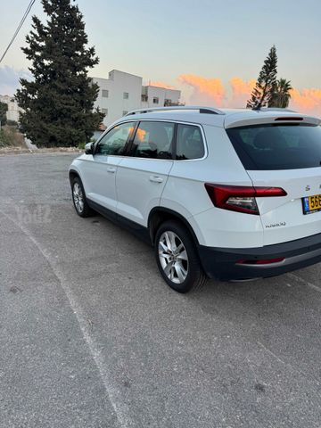 סקודה קארוק