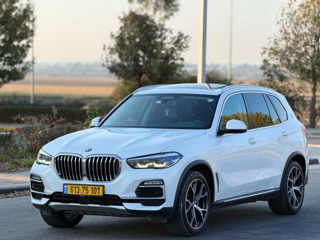 ב מ וו X5