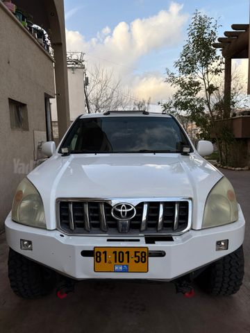 טויוטה לנד קרוזר