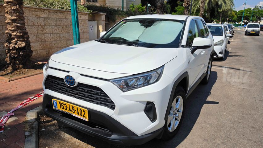 טויוטה RAV4