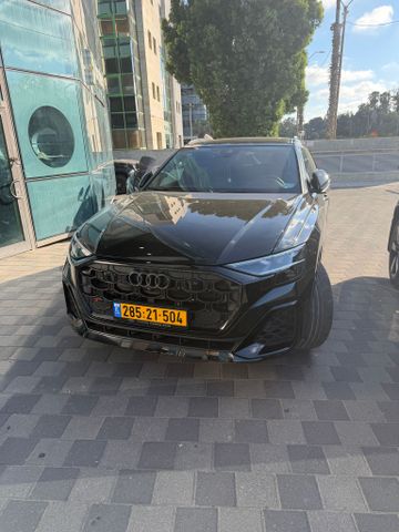 מודעת רכב אאודי Q8