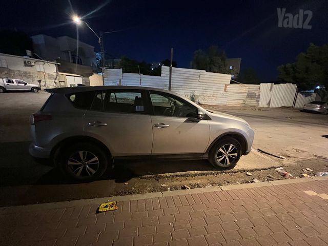 טויוטה RAV4