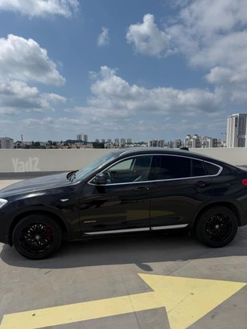 ב מ וו X4
