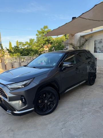 טויוטה RAV4