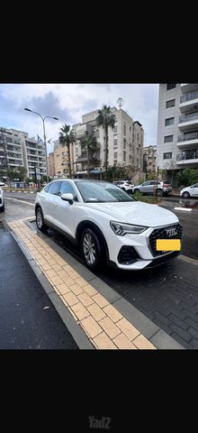 אאודי Q3
