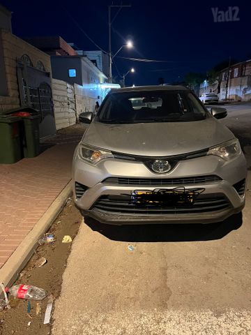 טויוטה RAV4