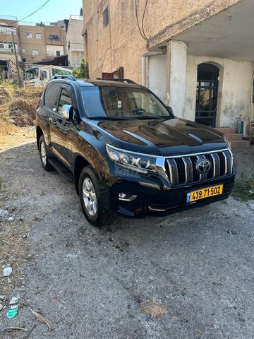 מודעת רכב טויוטה לנד קרוזר