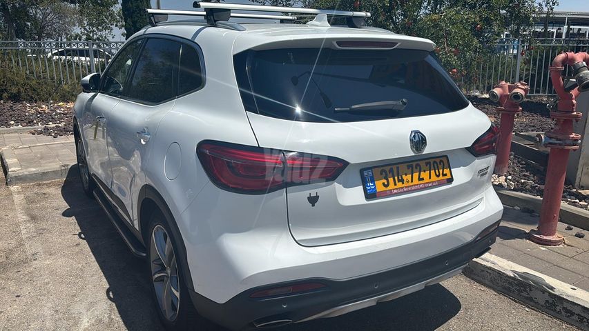 אם ג'י EHS PHEV