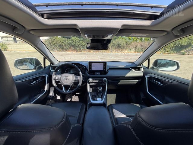 טויוטה RAV4