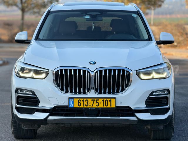 ב מ וו X5