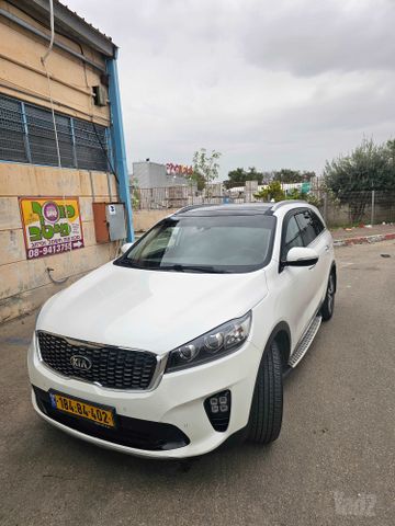 קיה סורנטו