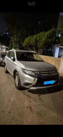 מיצובישי אאוטלנדר