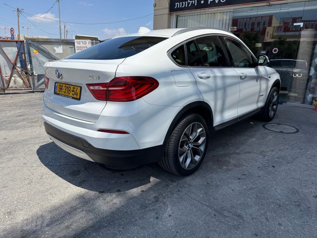 ב מ וו X4