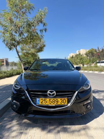 מאזדה 3