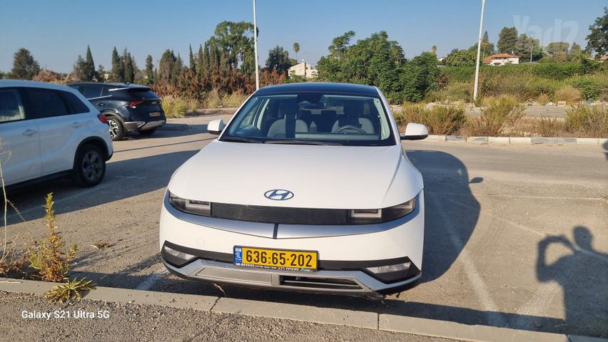 יונדאי איוניק 5