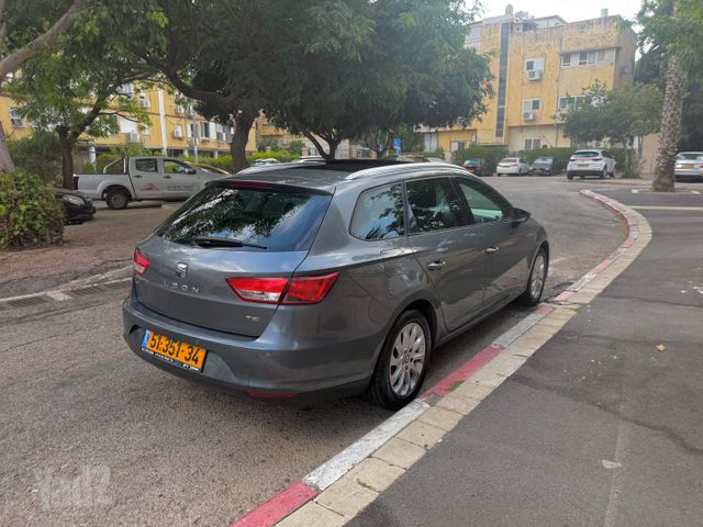 סיאט לאון