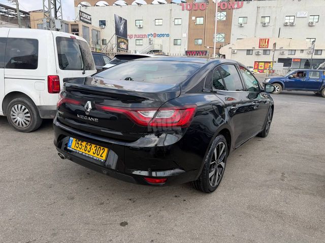 רנו מגאן