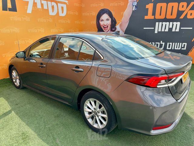 טויוטה קורולה