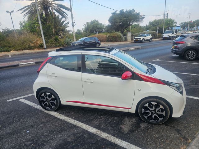 טויוטה אייגו