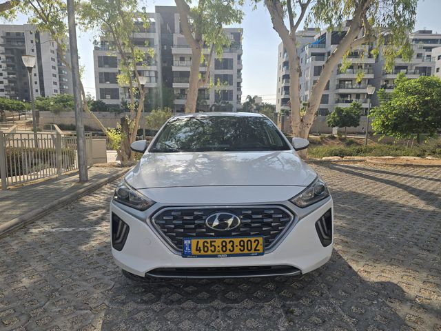 יונדאי איוניק