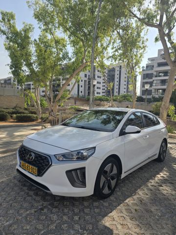 יונדאי איוניק