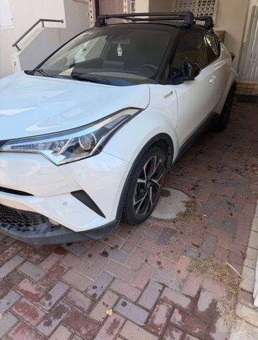 טויוטה C-HR