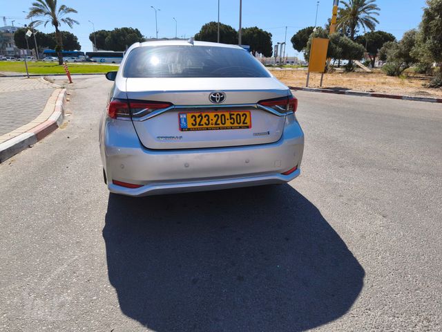 טויוטה קורולה