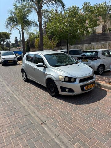 שברולט סוניק